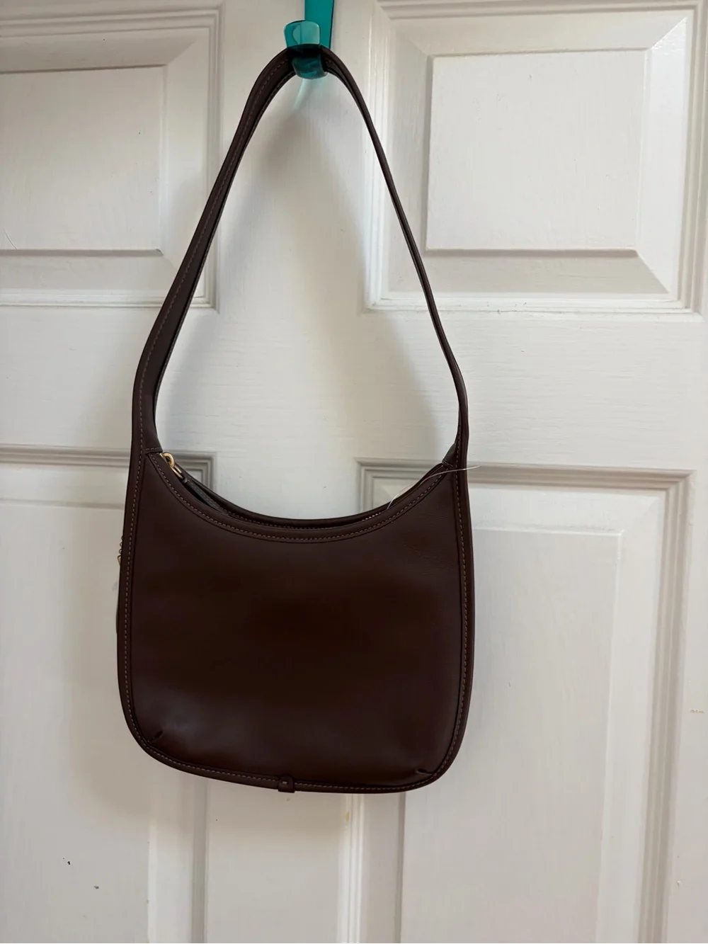 Coach Curve Zip Bag “Limited” *NWT